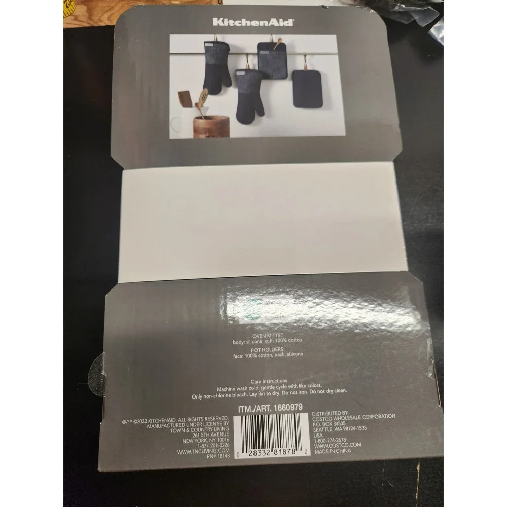 KitchenAid 4-Piece Silicone Kitchen Set Navy Blue Oven Mitts Pot Holders 1660979